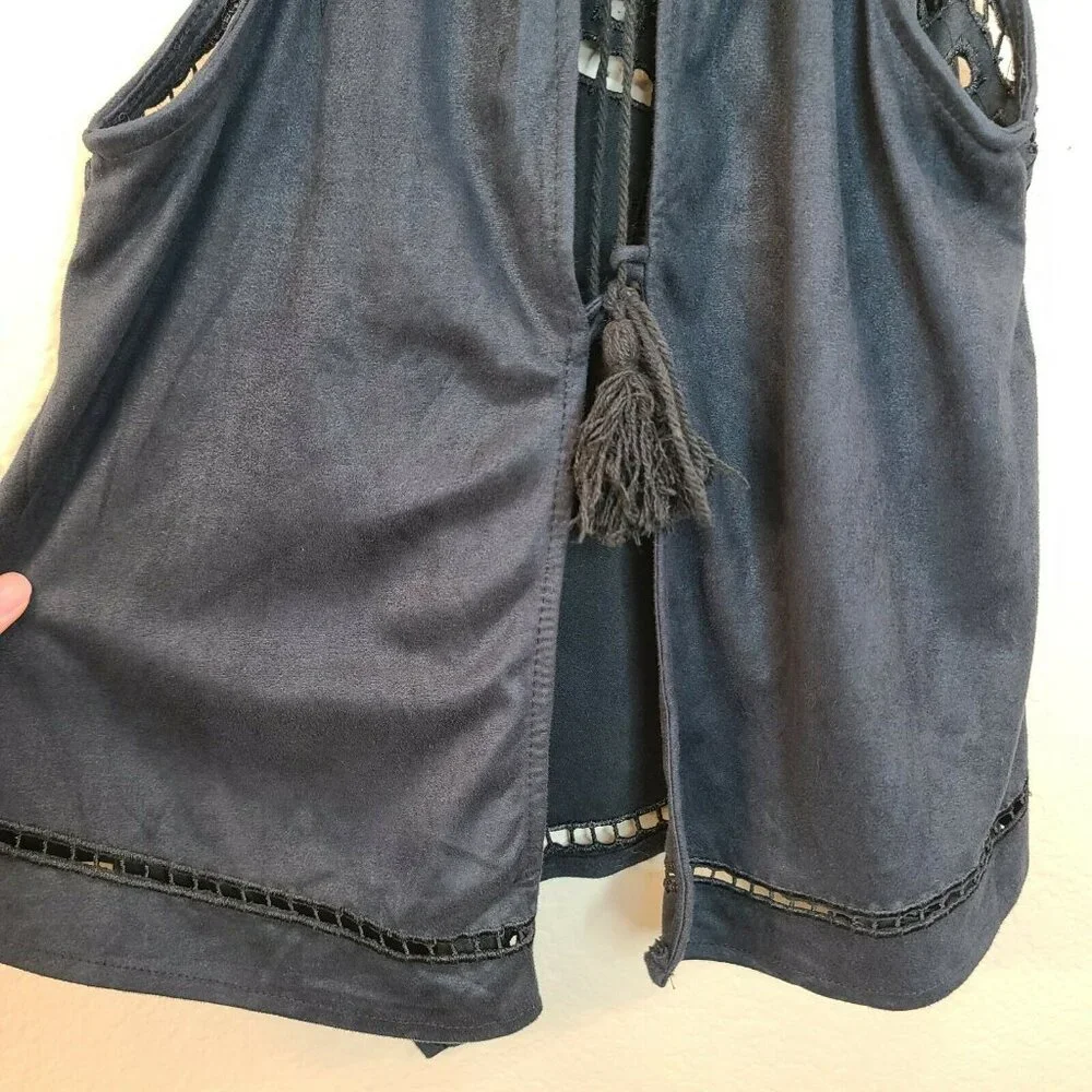 NU New York Womens Shirt Top Small Blue Eyelet Halter Open Back Tasseled Casual - Picture 12 of 12